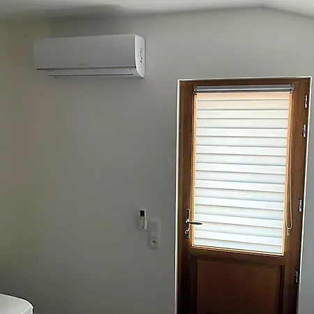 Number9 - Now With Air Conditioning 3*