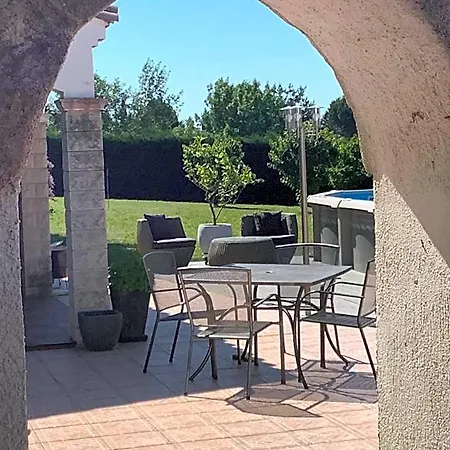 Number9 - Now With Air Conditioning 3* Carlipa